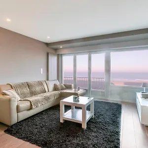 Montezuma Luxe Studio Met Frontaal Zeezicht Zonder Aparte Slaapkamer Appartement Oostende